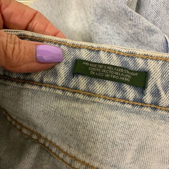 New Wild Fable Women's Size 14 Distressed Mid Rise 90s Relaxed Straight Jeans - Picture 9 of 11